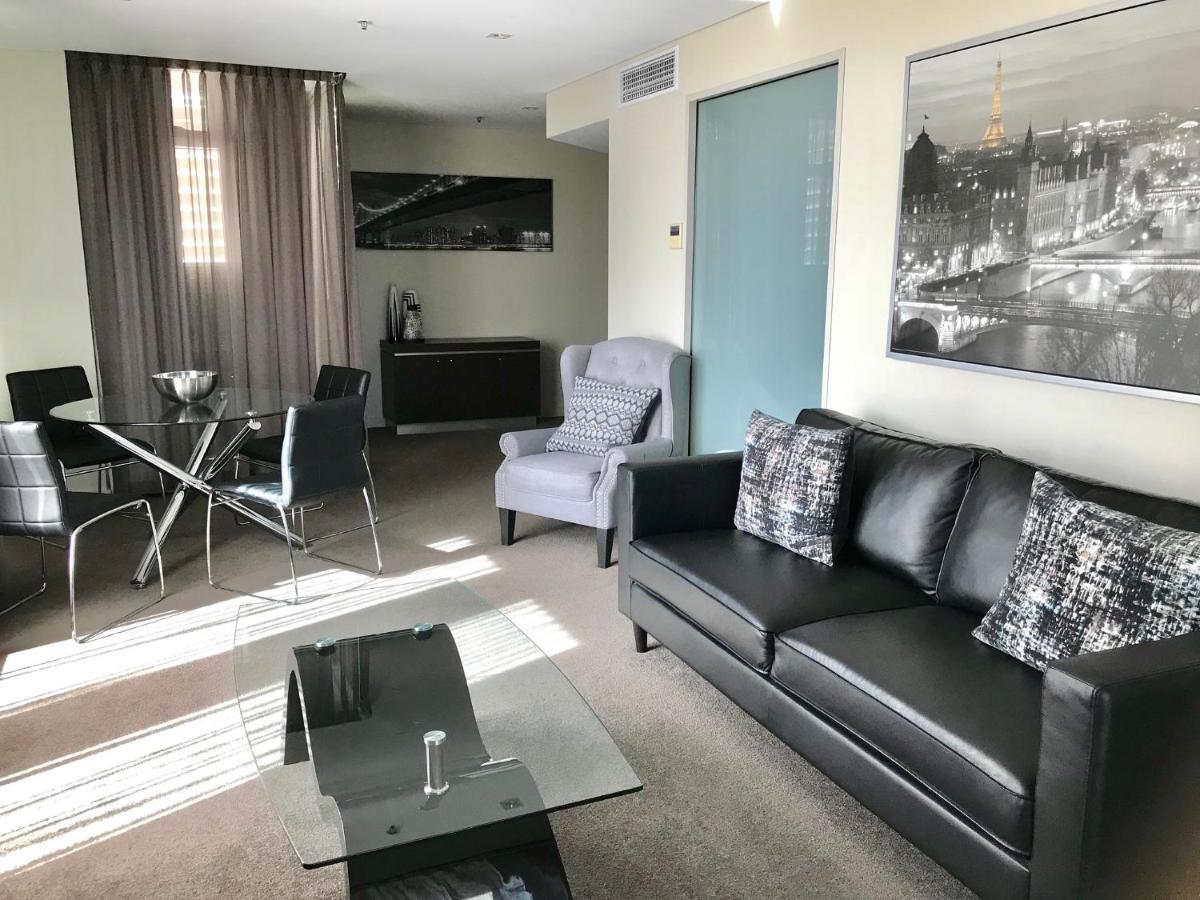 Adelaide Dress Circle Apartments - North Terrace Экстерьер фото