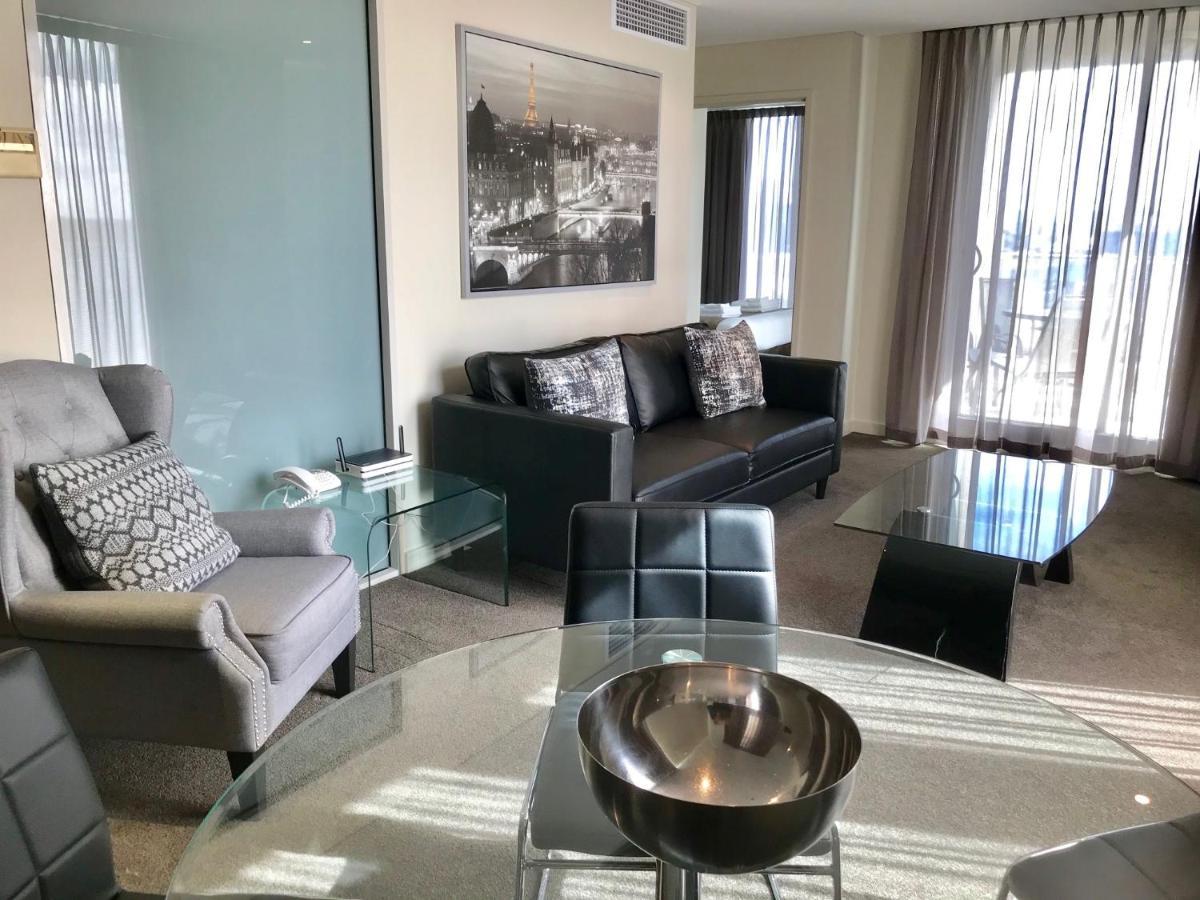 Adelaide Dress Circle Apartments - North Terrace Экстерьер фото