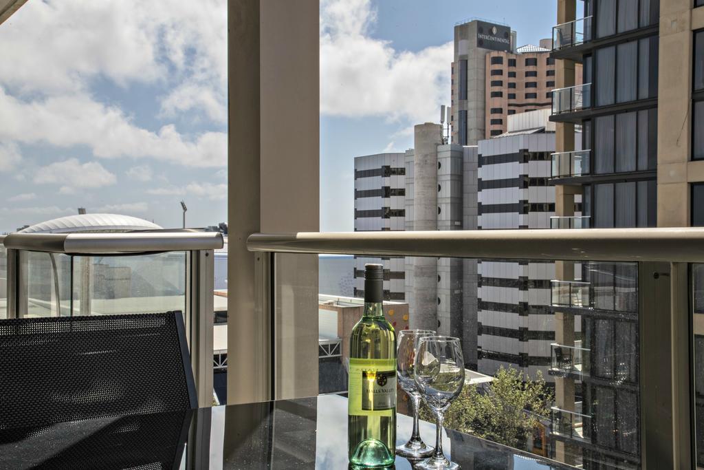 Adelaide Dress Circle Apartments - North Terrace Экстерьер фото